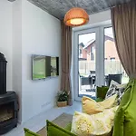 Apartment Zalioji Kopa Kotedzas Su Dideliu Kiemu, 300 M Iki Juros Palanga