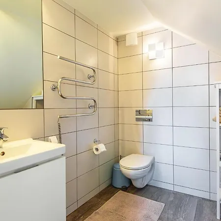 Apartamento Zalioji Kopa Kotedzas Su Dideliu Kiemu, 300 M Iki Juros